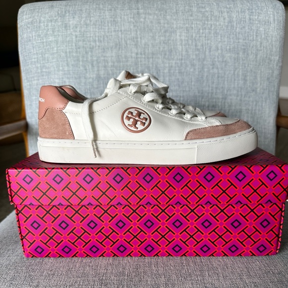 Tory Burch sneakers, pink mauve Tory Burch sneakers, pink sneakers - Picture 1 of 6